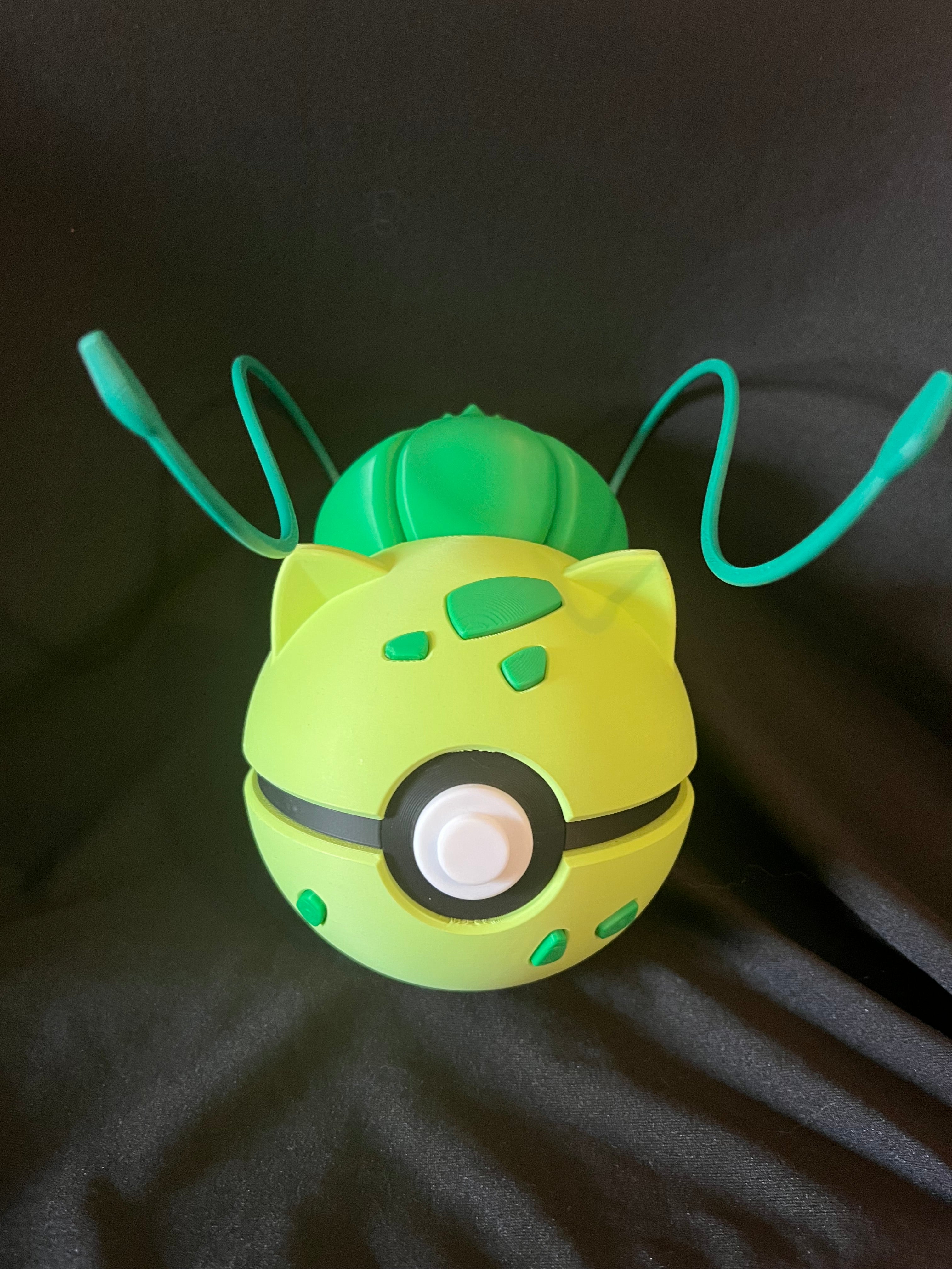 Bulbasaur Pokeball